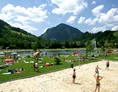 Ausflugsziel: Freizeitpark Pichl mit Beachvolleyballplatz und Badesee - Freizeitpark Pichl