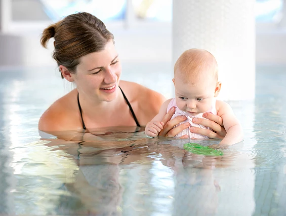 Ausflugsziel: Babyschwimmen für Mama und Baby - Parktherme Bad Radkersburg