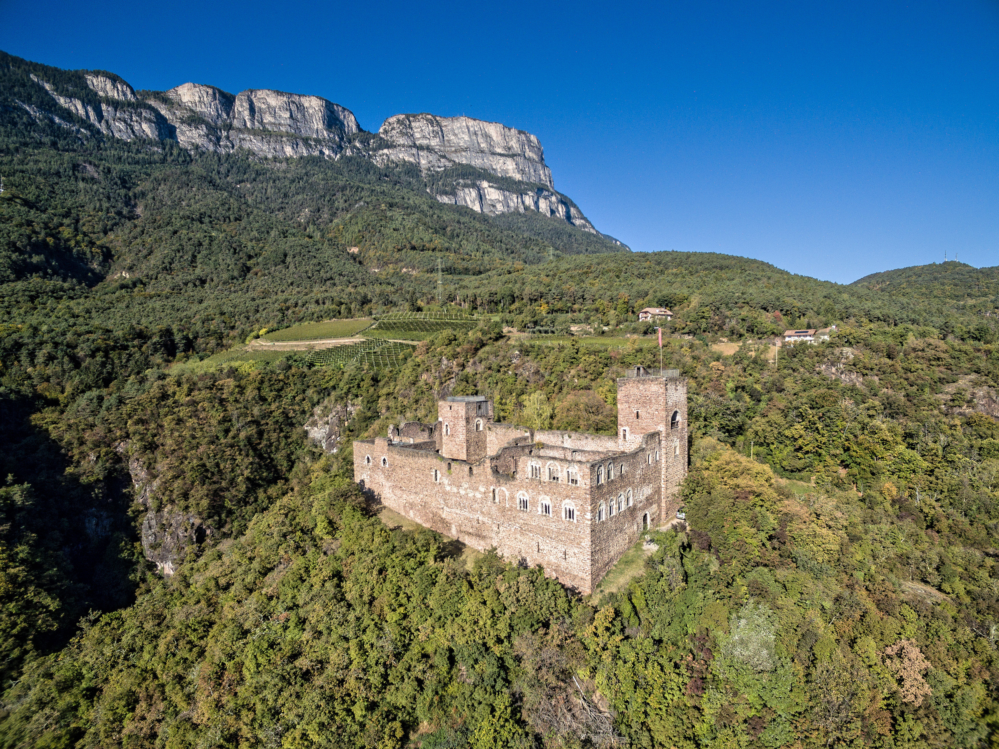 Viaggio con bambini - Alter der Kinder: Jugendliche - Italia - Von St. Pauls zum Burgendreieck
