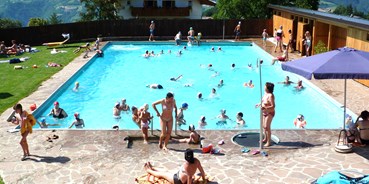 Ausflug mit Kindern - Bozen und Umgebung - Freischwimmbad Steinegg ©Sternendorf/Astrovillaggio - Freischwimmbad Steinegg