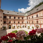 Ausflugsziel - Renaissance Innenhof - Schloss Tratzberg