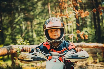 Ausflugsziel: Elektro Motocross für Kinder - EMX-Park