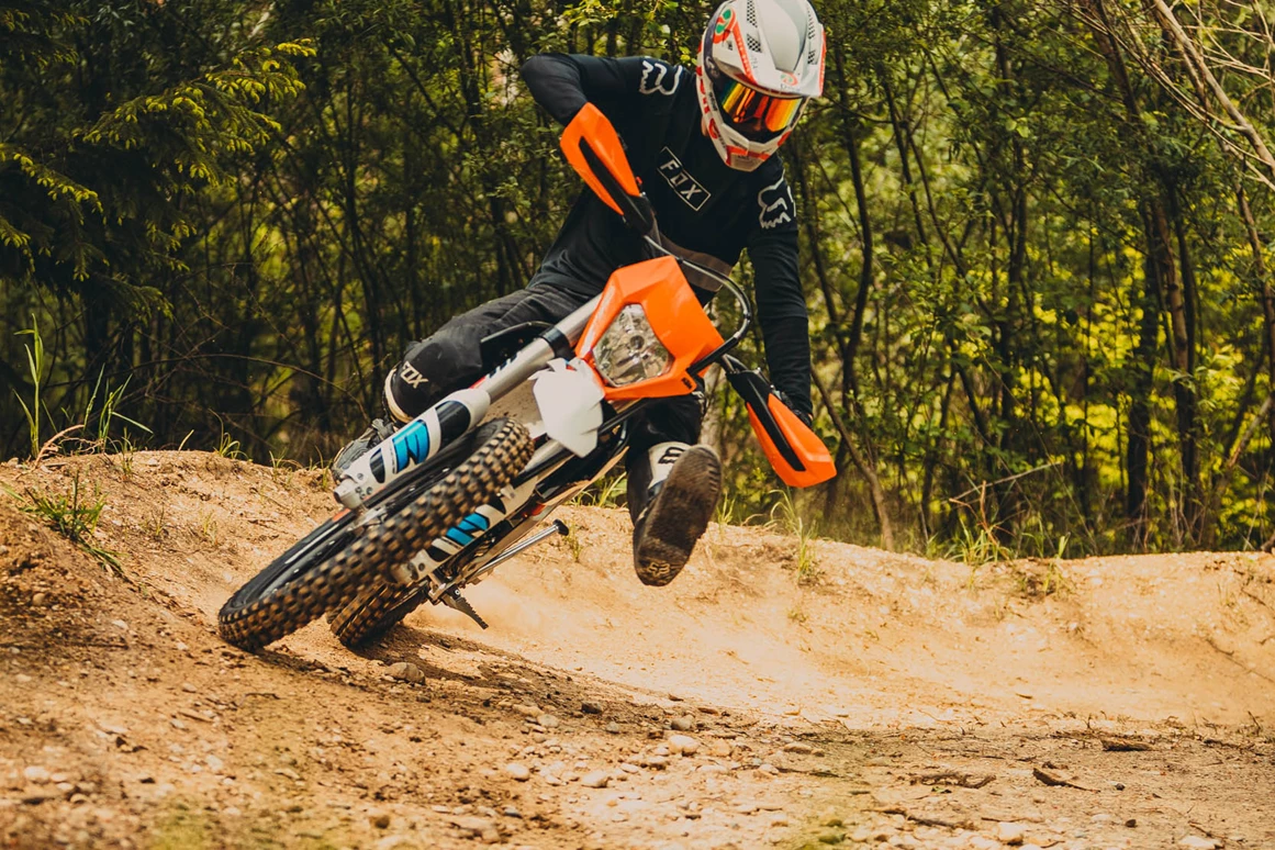 Ausflugsziel: Elektro Motocross Action mit der KTM Freeride E - EMX-Park