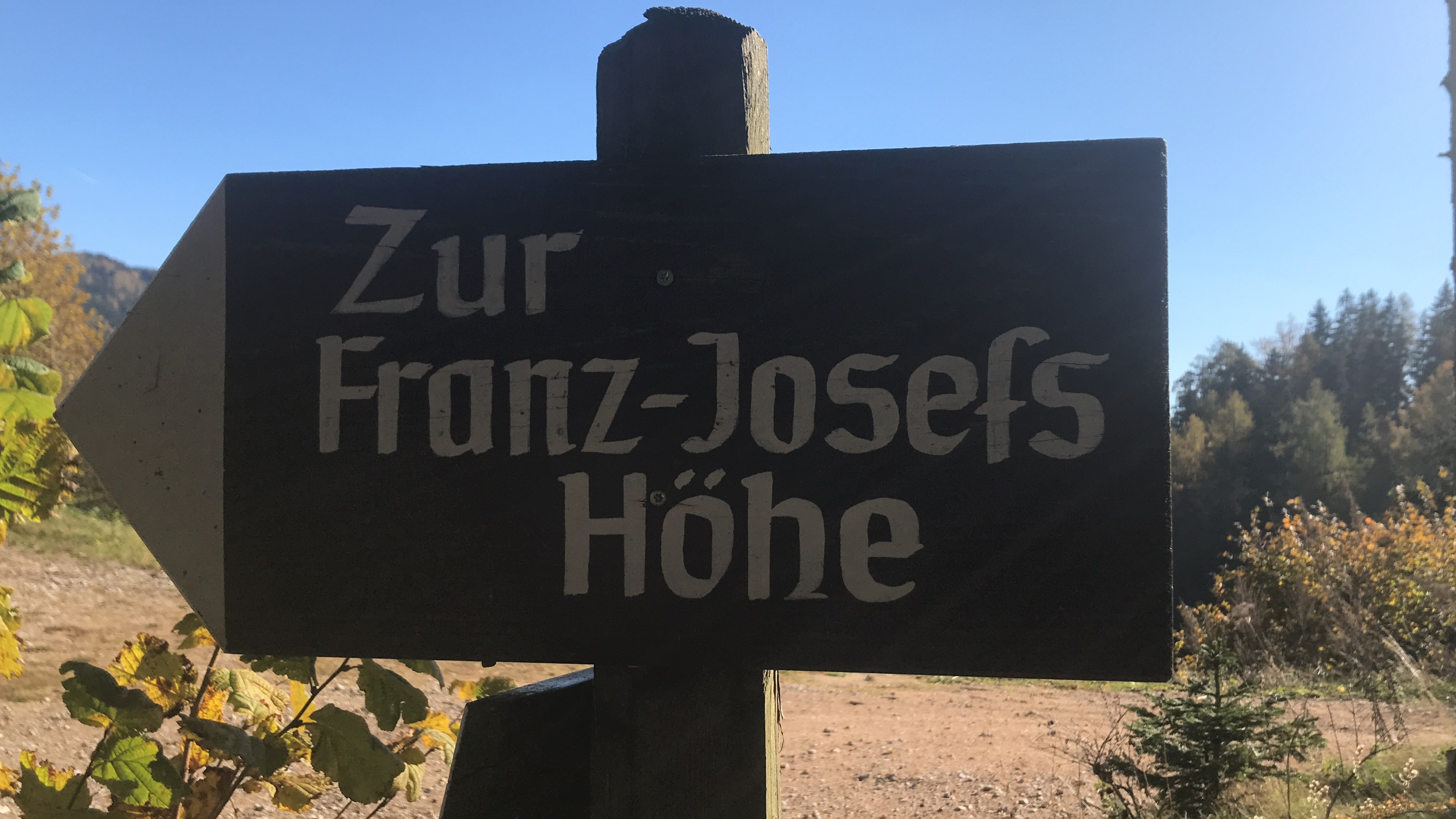 Trip with children - Themenschwerpunkt: Entdecken - Styria - Wegweiser Franz Josefs Höhe bei Oberzeiring
 - Franz Josef's Höhe bei Oberzeiring im Murtal