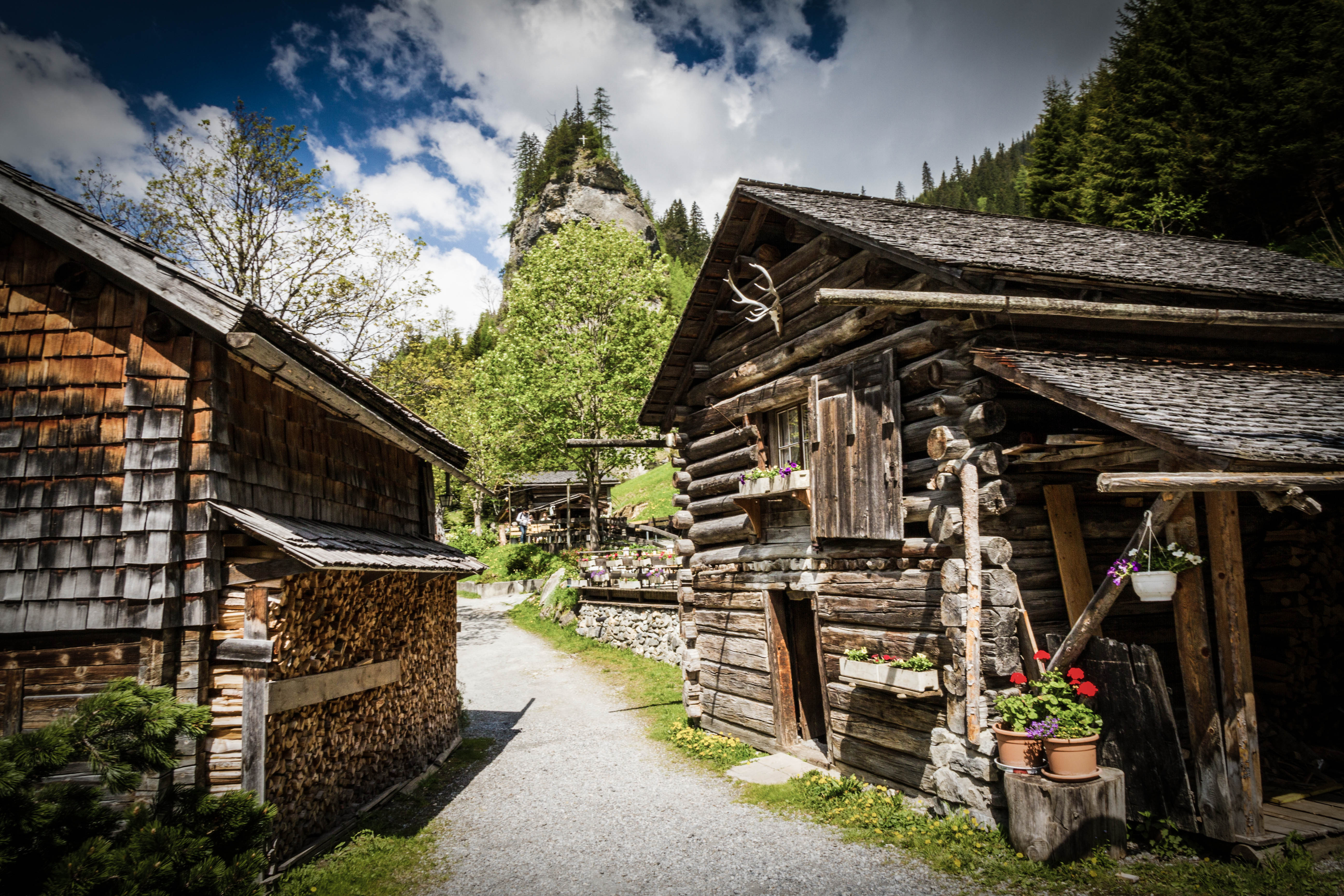 Trip with children - Tschiertschen - Dörfli Sankt Martin - Walsersiedlung Sankt Martin im Calfeisental