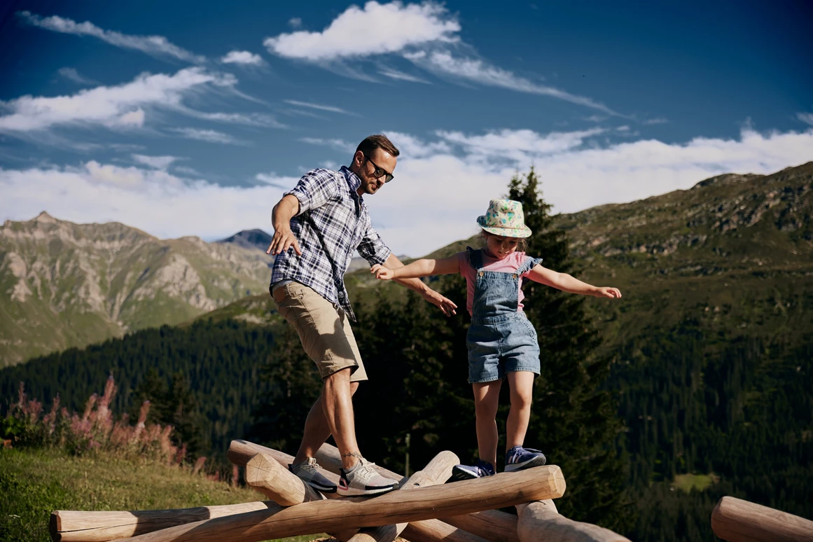 Ausflugsziel: Spielplatz Gadastatt - Bergbahn Vals-Gadastatt