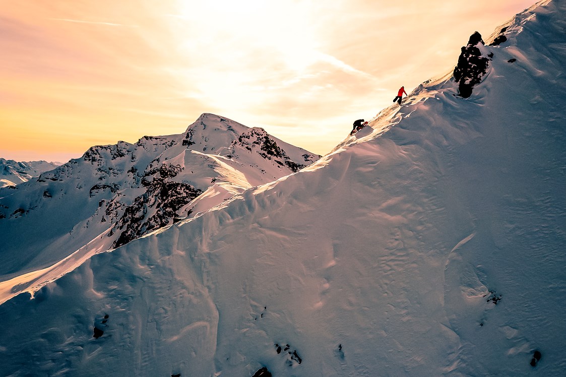 Ausflugsziel: Sonnenaufgang Skitour  - Skigebiet Scuol Motta Naluns