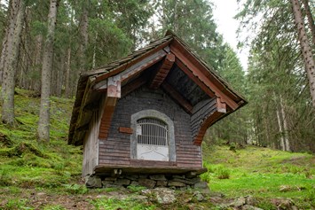 Ausflugsziel: Der Sagenwanderweg (Sagenweg) vom Kristberg ins Silbertal