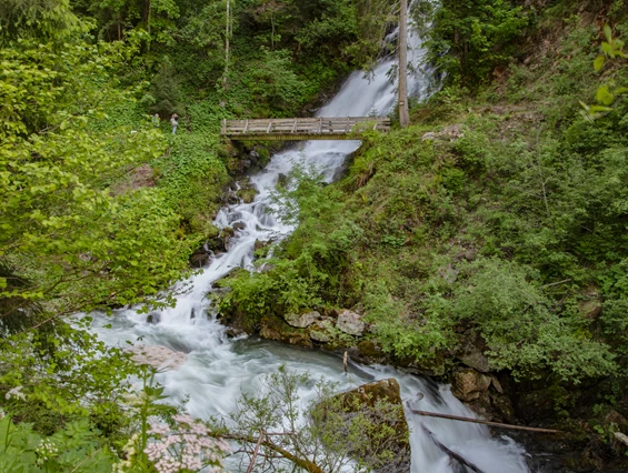 Ausflugsziel: Der "Teufelsbach-Wasserfall" im Silbertal im Montafon - Der Sagenwanderweg (Sagenweg) vom Kristberg ins Silbertal