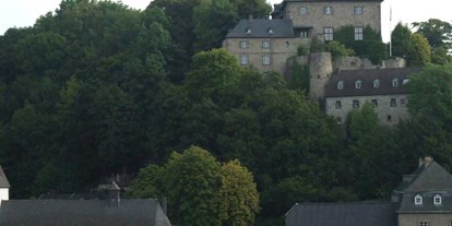 Ausflug mit Kindern - Heimbach (Düren) - Symbolbild für Ausflugsziel Burg Blankenheim (Rheinland-Pfalz). - Burg Blankenheim