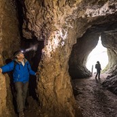 Ausflugsziel - Buchenlochhöhle am Gerolsteiner Felsenpfad - Gerolsteiner Felsenpfad