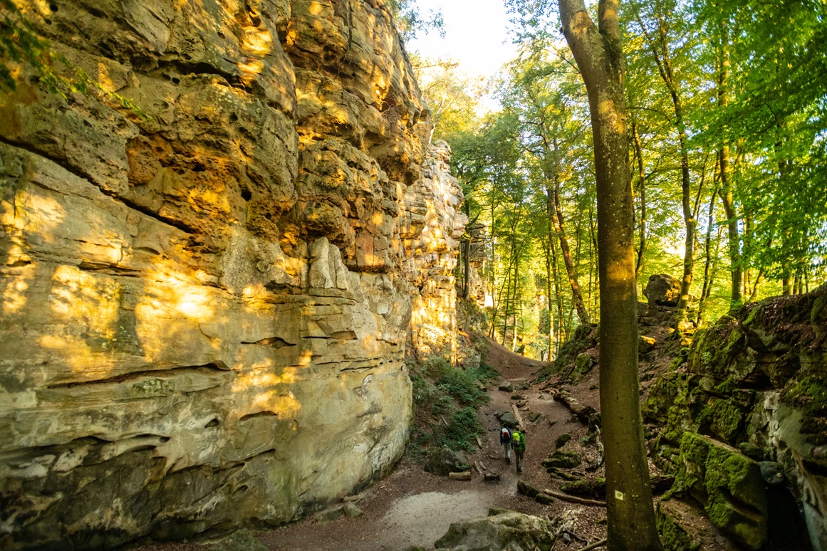 Ausflugsziel: Auf dem Felsenpfad - Die "Teuflische Acht" - Naturparkzentrum Teufelsschlucht
