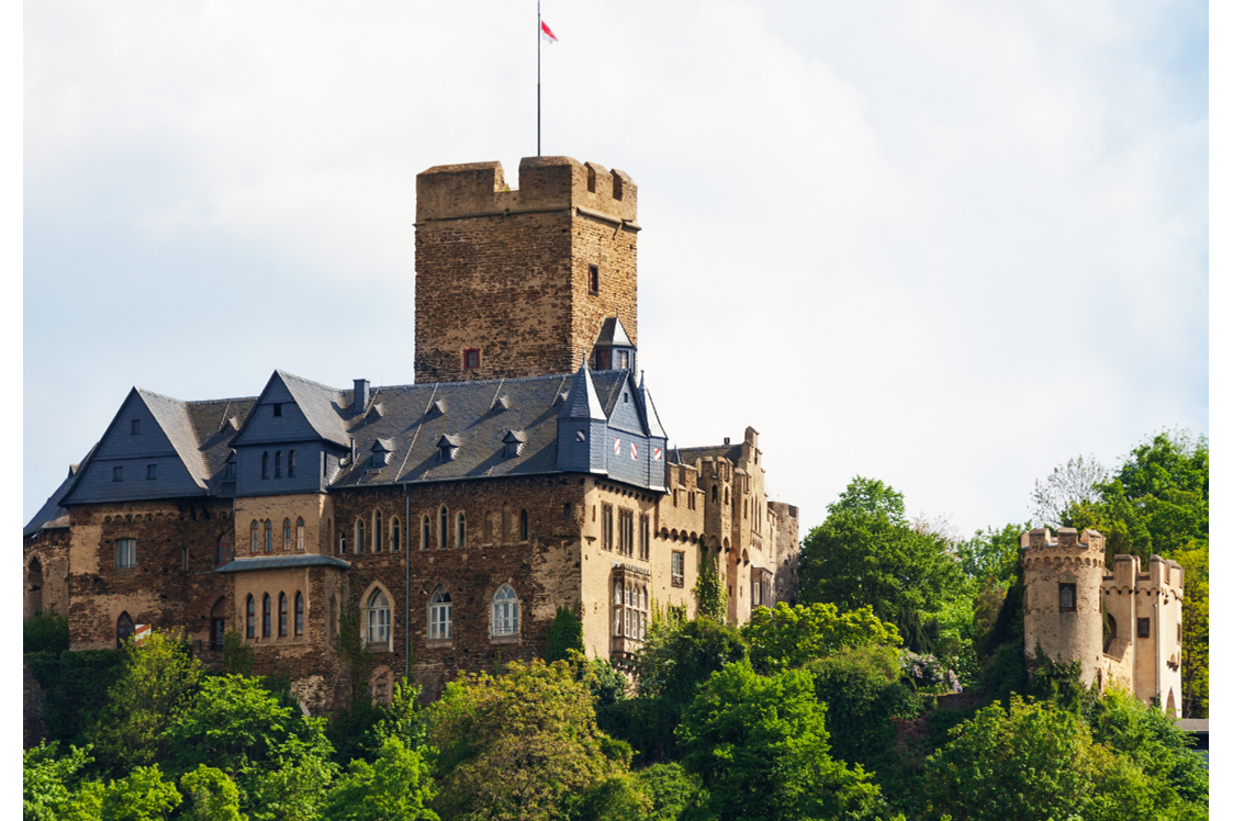 Ausflugsziel: Burg Lahneck - Burg Lahneck