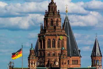 Ausflugsziel: Symbolbild für Ausflugsziel Hoher Dom St. Martin zu Mainz (Rheinland-Pfalz). - Hoher Dom St. Martin zu Mainz