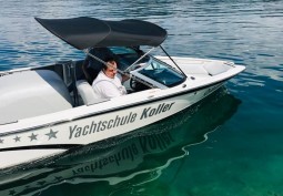 Ausflugsziel: Mit unserem Motorboot kannst DU auch Rundfahrten buchen! - Yachtschule Koller