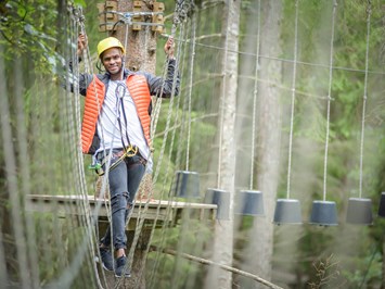 Abenteuerpark Gröbming Highlights beim Ausflugsziel größter Kletterpark Österreichs