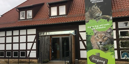 Ausflug mit Kindern - Gerstungen - Wildkatzenscheune Eingang - Wildkatzendorf Hütscheroda
