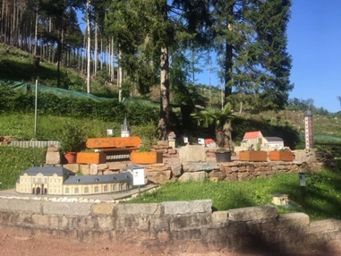 Ausflugsziel: Parkansicht - Freizeit- und Miniaturenpark mini-a-thür
