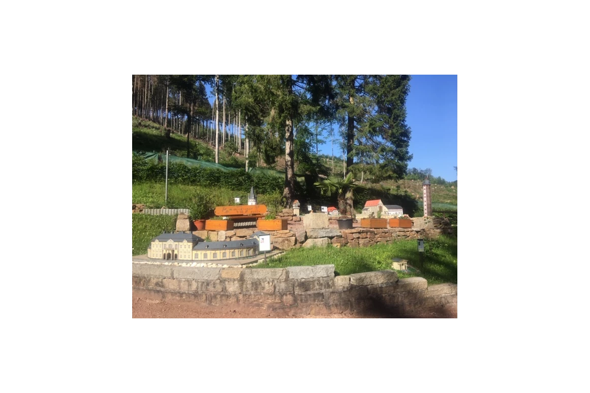 Ausflugsziel: Parkansicht - Freizeit- und Miniaturenpark mini-a-thür