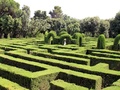 Ausflugsziel: hSymbolbild für Ausflugsziel Irrgarten Eckartsberga. Keine korrekte oder ähnlich Darstellung! - Irrgarten Eckartsberga