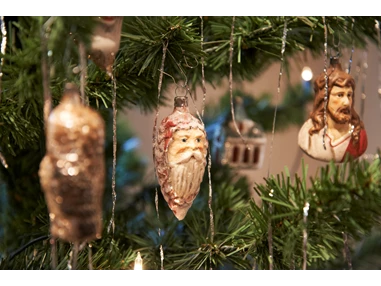 Ausflugsziel: Nostalgischer Christbaumschmuck, mundgeblasen und Handbemalt - MAROLIN® Manufaktur