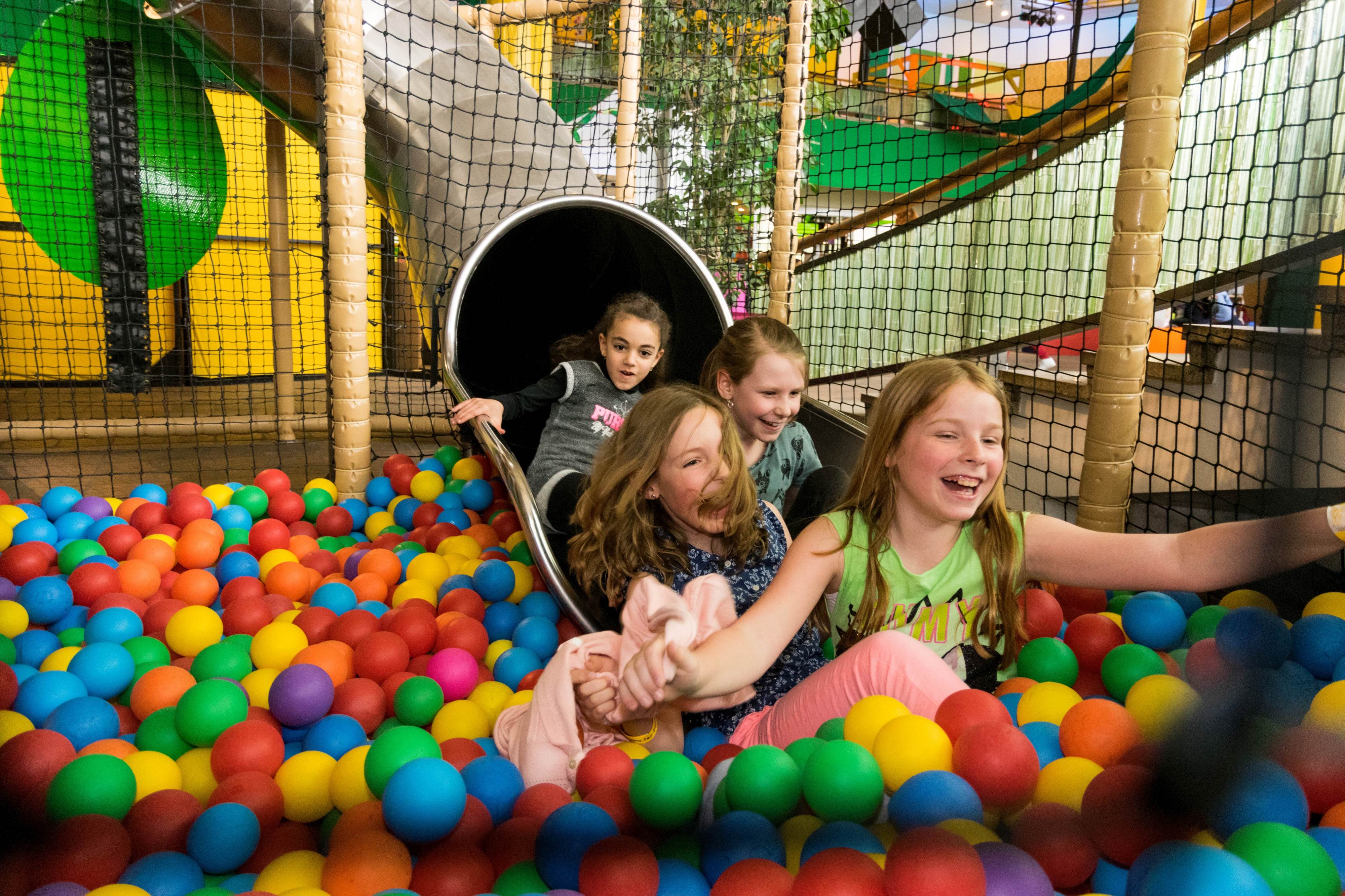 Ausflugsziel: Indoorspielplatz 
copy Frank Hensel  - FEZ-Berlin