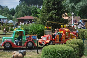 Ausflugsziel: Märchenbahn - Der Dinosaurierpark - Ferienpark Germendorf