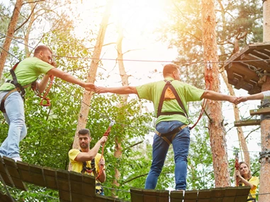 Ausflugsziel: Symbolbild für Ausflugsziel Kletterwald Darmstadt. Keine korrekte oder ähnlich Darstellung! - Kletterwald Darmstadt