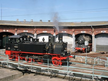 Lokschuppen Pasewalk Highlights beim Ausflugsziel Eisenbahnhistorie Ausstellung