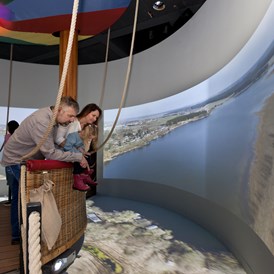 Ausflugsziel: Eine faszinierende Ballonfahrt über die Landschaften der Mecklenburgischen Seenplatte dank Multimedia.  - MÜRITZEUM 