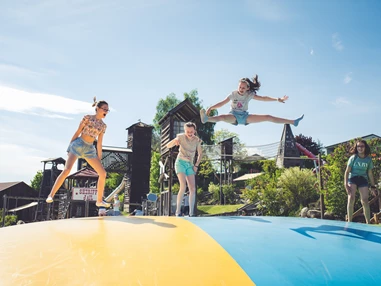 Ausflugsziel: Hüpfkissen - OBRA-Kinderland