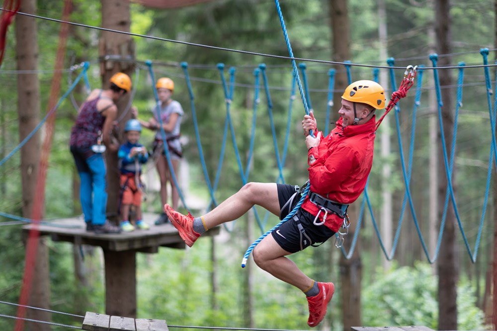 Wald Hochseilgarten am Gleinkersee Ausflugsziel in Wald Hochseilgarten am Gleinkersee Ausflugsziel in
