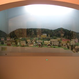 Ausflugsziel: Modell des Ortes um 1700 - Museum im Fürstenstöckl