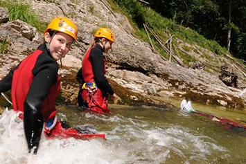 Ausflugsziel: Spaß im Wasser beim Canyoning - Canyoning "Aqua Splash" für Familien in Niederösterreich im Ötscherland