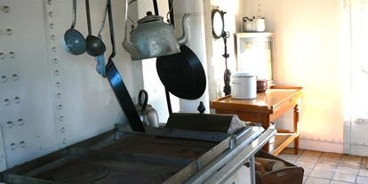 Voyage avec des enfants - erreichbar mit: Schiff - Kombüse RICKMER RICKMERS - Museumsschiff RICKMER RICKMERS