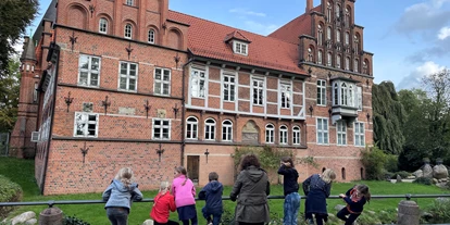 Voyage avec des enfants - erreichbar mit: Schiff - Schloss Bergedorf