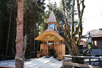 Ausflugsziel: Die neue Kapelle am Gut Aiderbichl  - Gut Aiderbichl Henndorf