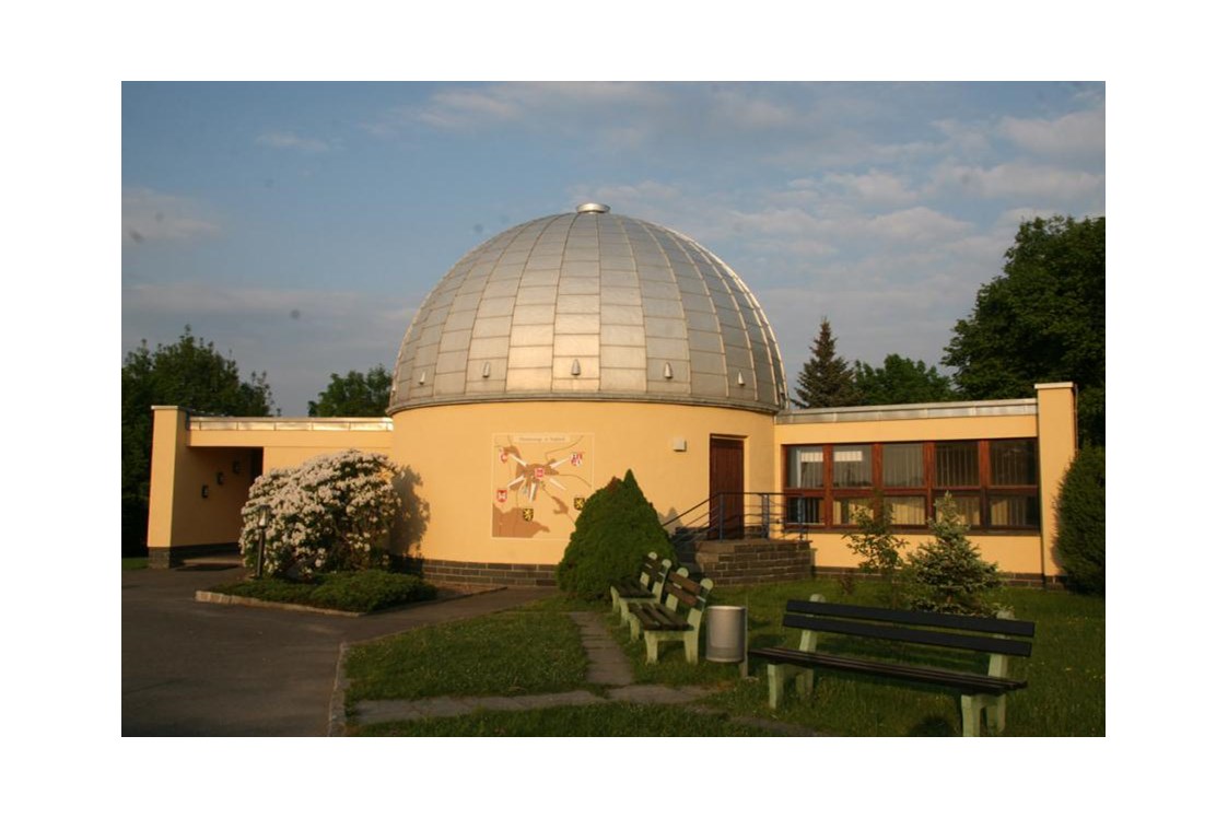 Ausflugsziel: Planetariumsgebäude - Sternwarte und Planetarium "Sigmund Jähn"