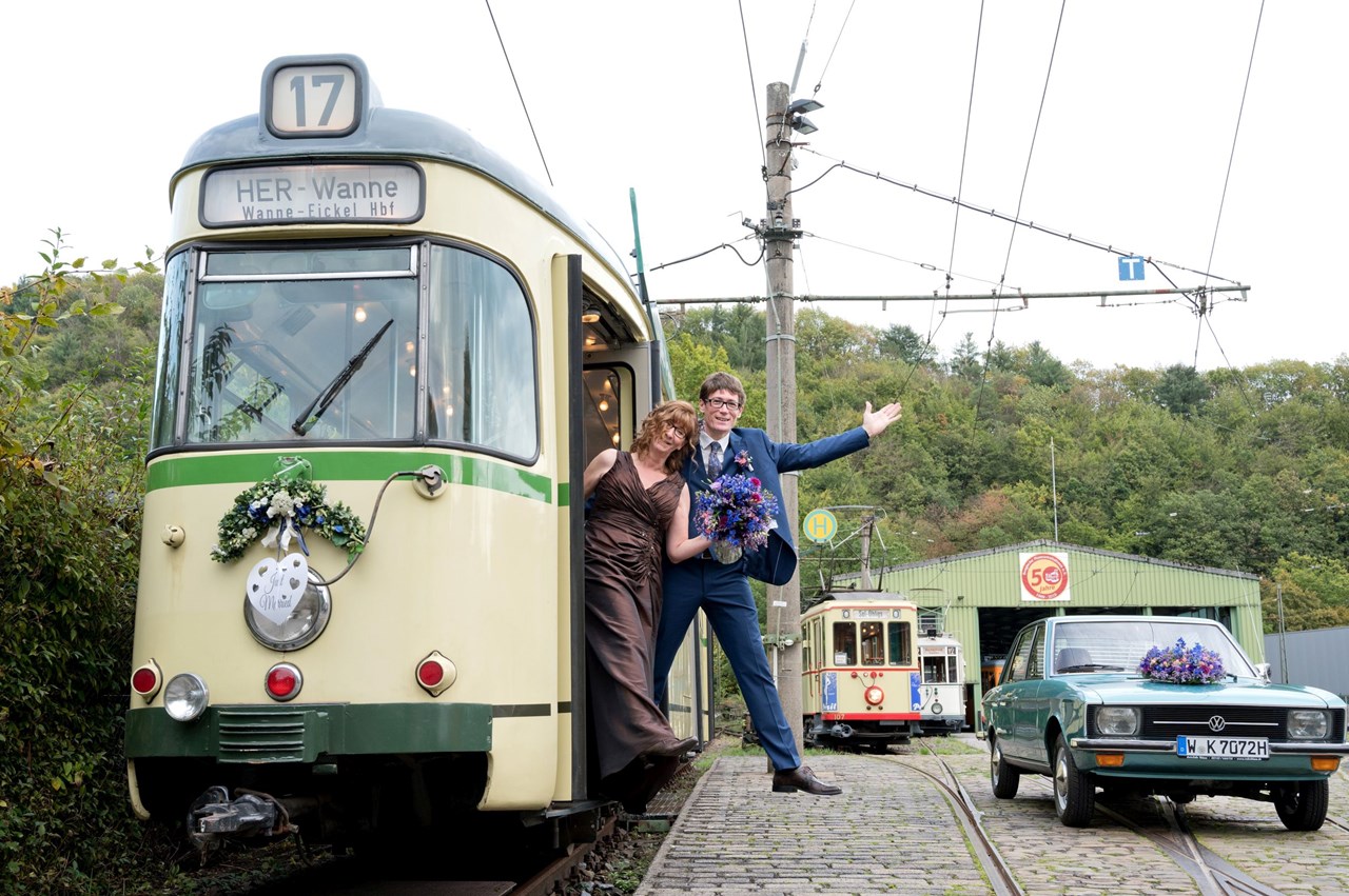 Bergische Museumsbahnen Highlights beim Ausflugsziel Hochzeit - eine Fahrt in's Glück!