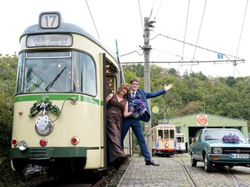 Bergische Museumsbahnen Highlights beim Ausflugsziel Hochzeit - eine Fahrt in's Glück!