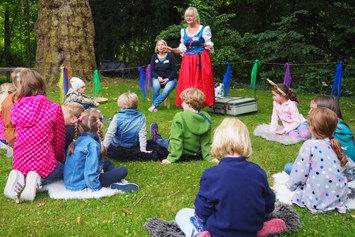 Ausflugsziel: Märchenprogramm vor der Burg - Burg Vischering