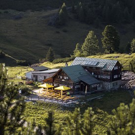 Ausflugsziel: Wanderung zur Südwiener Hütte