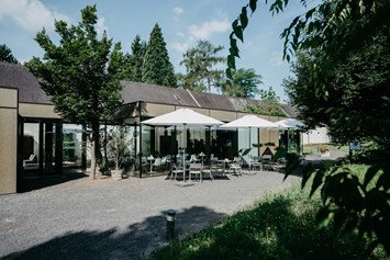 Ausflugsziel: Schloss Lackenbach Café - Schloss Lackenbach