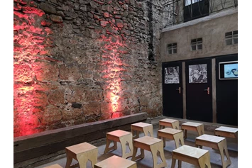 Ausflugsziel: Blick auf die alte Stadtmauer - Museum Glockengießerei Mabilon
