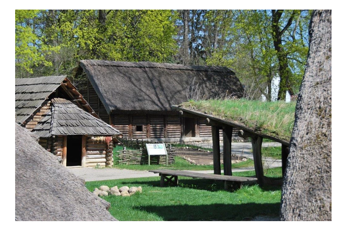Ausflugsziel: archäologische Freigelände - MAMUZ Schloss Asparn/Zaya