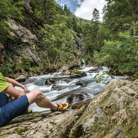 Ausflugsziel: Entlang des Baches  - Alpinsteig durch die Höll - Wilde Wasser