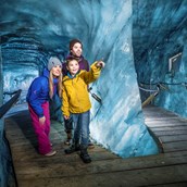 Ausflugsziel - Eisgrotte am Stubaier Gletscher - Eisgrotte Stubaier Gletscher