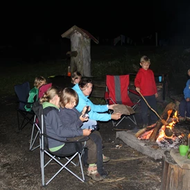 Ausflugsziel: Lagerfeuer - Campingplatz Bärnkopf