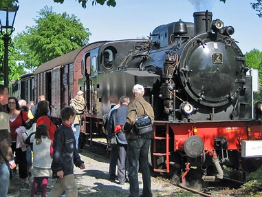 Ausflugsziel: Der Dampfzug in Harpstedt am Bahnhof. - Jan Harpstedt