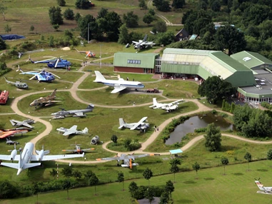 Ausflugsziel: Luftbild  - Deutsches Luftschiff- und Marinefliegermuseum AERONAUTICUM